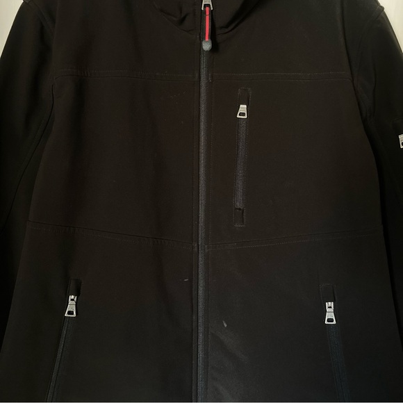 Guess Jacket Men’s XL Black Hooded Full Zip SoftShell Denali Outdoor Designer - Picture 3 of 10